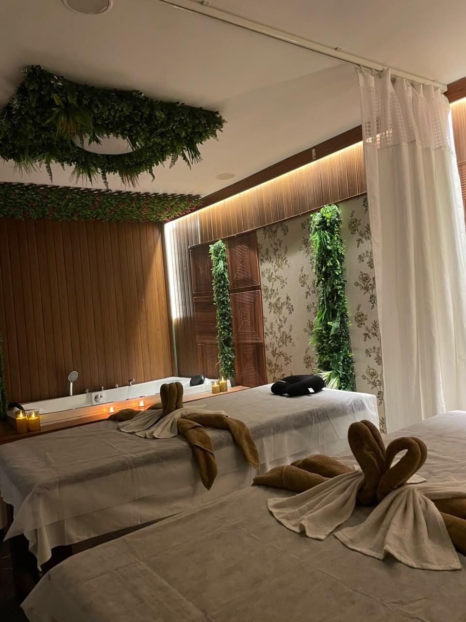 Private couple suite at Senses Wellness Spa with two massage beds